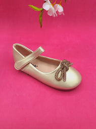 Ballerina Dorada