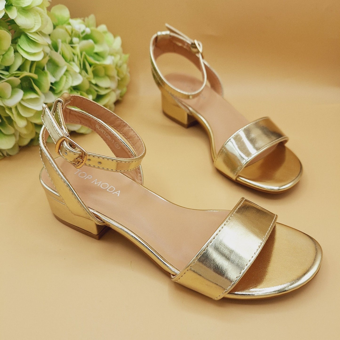 Zapatilla Dorada - Magicas Princesas RD