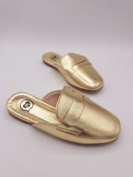 Mocasines dorados Molekinha.