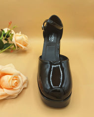 Zapatilla Negra