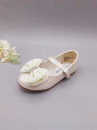 Ballerina Ivory