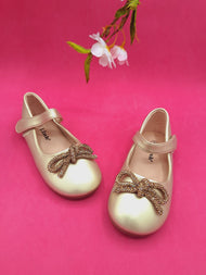Ballerina Dorada