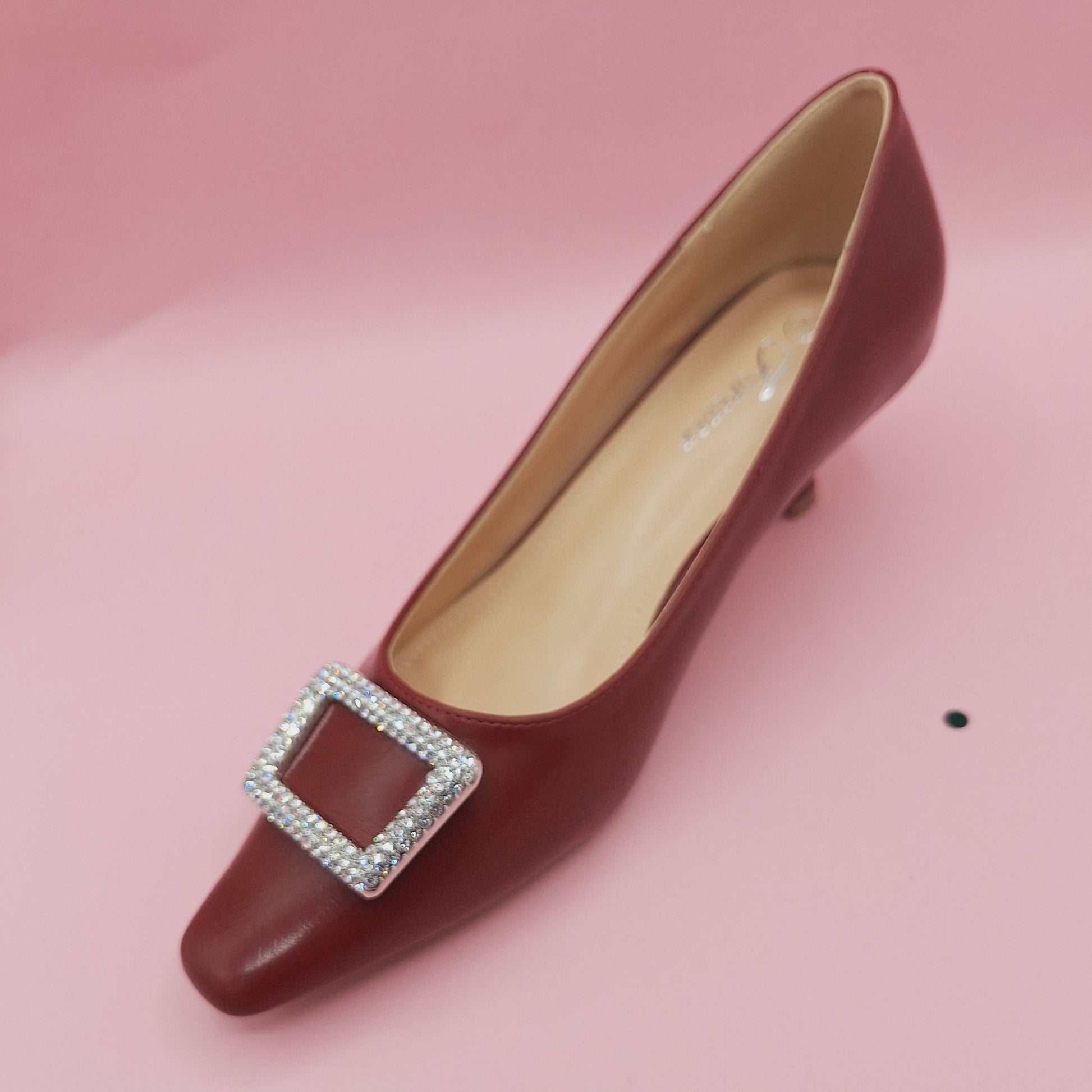 Zapatos de tacon de Damas color Burgundi.