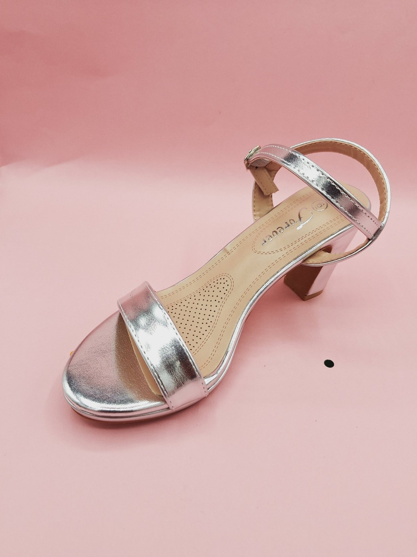 Zapatillas Plateadas de tacon abierto. - Magicas Princesas RD