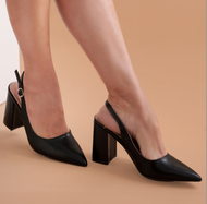 Zapatilla Negra